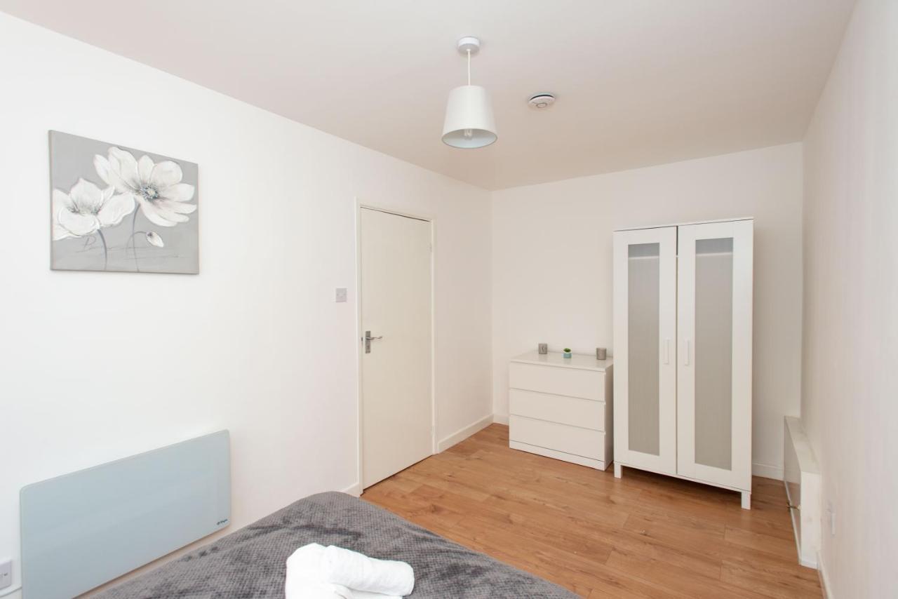 Stunning Four Bedroom House Close To Excel, O2 & Central London With Free Parking Extérieur photo
