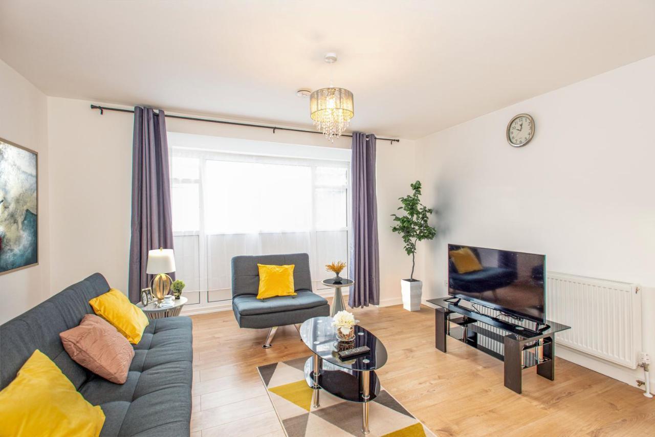Stunning Four Bedroom House Close To Excel, O2 & Central London With Free Parking Extérieur photo
